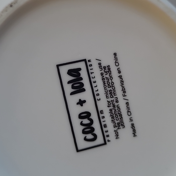 H40: COCO AND LOLA MUG - Picture 5 of 7